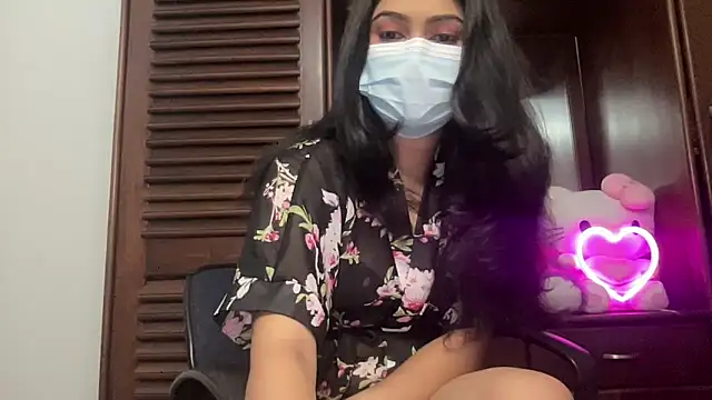 Snapshot of Princess_Lily chatting on 02/09/25, 01:46 Princess Lily online show from 02/09/25, 01:46