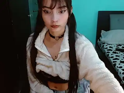  annie rosse online show from 03/06/25, 07:21