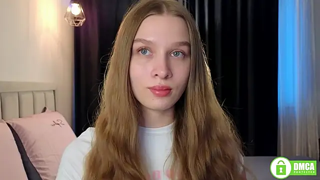 Snapshot of CutieBeauty chatting on 12/03/25, 01:09 CutieBeauty online show from 12/03/25, 01:09