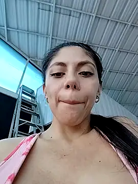 Cloesweety online show from 04/15/26, 07:58