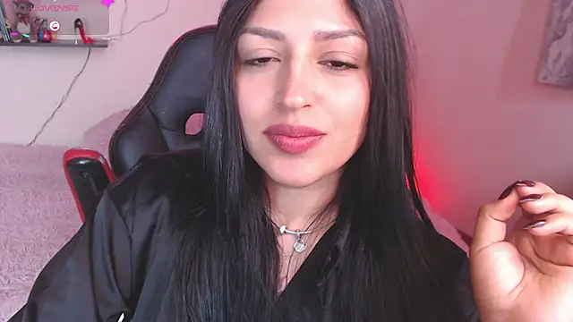 Snapshot of MissDennise chatting on 09/10/25, 05:35 MissDennise online show from 09/10/25, 05:35