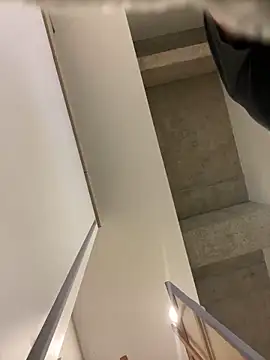 Snapshot of aangie__uwu chatting on 10/22/25, 01:39 aangie uwu online show from 10/22/25, 01:39