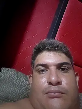 Snapshot of Mauriciopo chatting on 06/22/26, 10:45 Mauriciopo online show from 06/22/26, 10:45