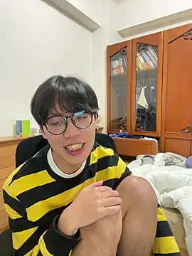 Snapshot of hihi0169 chatting on 01/11/25, 09:04 hihi0169 online show from 01/11/25, 09:04