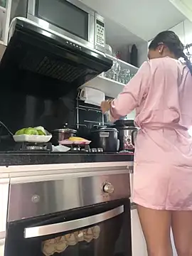 Maiaa evans online show from 03/07/25, 03:28