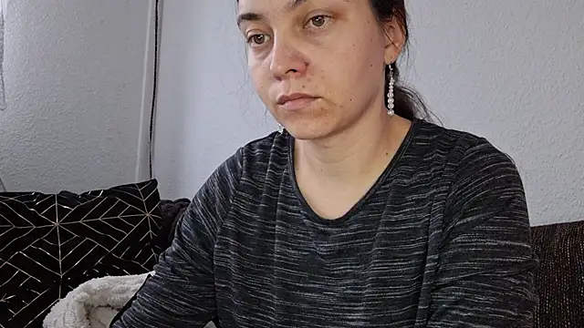Snapshot of Cyndee_Winter chatting on 12/17/24, 11:28 Cyndee Winter online show from 12/17/24, 11:28