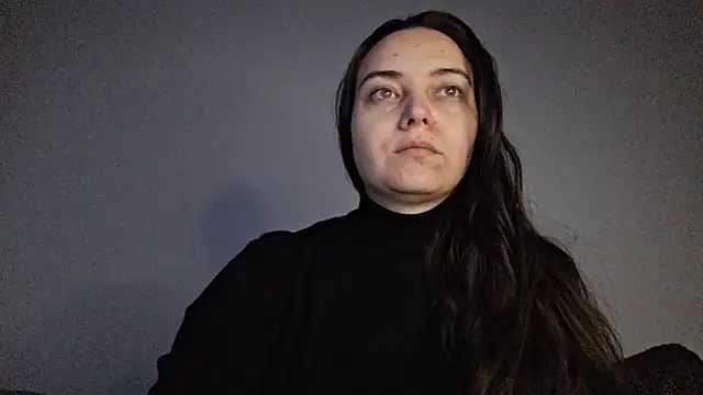 Snapshot of Cyndee_Winter chatting on 12/27/24, 03:04 Cyndee Winter online show from 12/27/24, 03:04