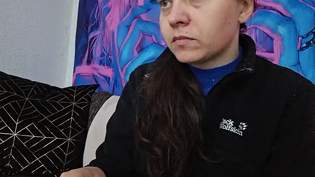 Snapshot of Cyndee_Winter chatting on 01/13/25, 02:11 Cyndee Winter online show from 01/13/25, 02:11