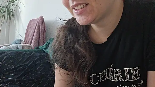 Snapshot of Cyndee_Winter chatting on 11/08/25, 11:43 Cyndee Winter online show from 11/08/25, 11:43