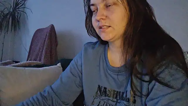 Snapshot of Cyndee_Winter chatting on 11/28/25, 02:31 Cyndee Winter online show from 11/28/25, 02:31