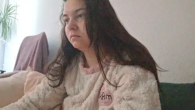 Snapshot of Cyndee_Winter chatting on 11/29/25, 09:45 Cyndee Winter online show from 11/29/25, 09:45