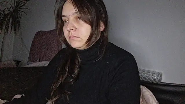 Snapshot of Cyndee_Winter chatting on 12/04/25, 08:50 Cyndee Winter online show from 12/04/25, 08:50