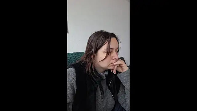 Cyndee Winter online show from 04/06/26, 01:34