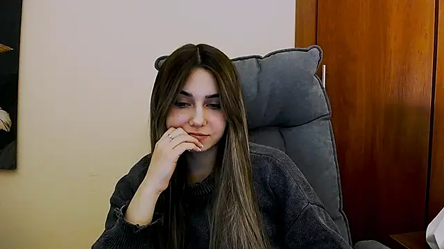 Lili magic online show from 03/19/25, 03:51