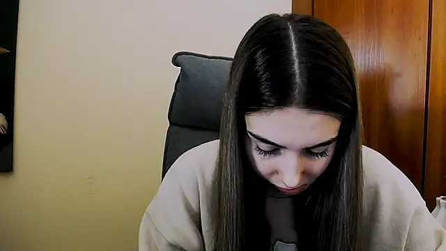 Lili magic online show from 03/22/25, 01:30