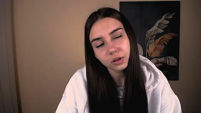 Lili magic online show from 10/23/25, 09:41