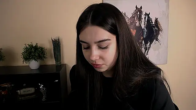 Lili magic online show from 12/14/25, 03:28