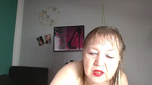 Blasflittchen online show from 11/18/25, 09:25