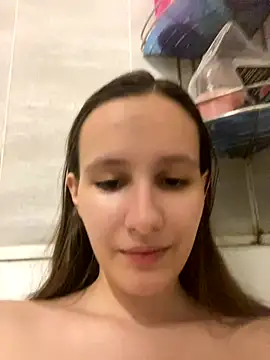 Snapshot of babywaifu chatting on 11/02/25, 10:12 babywaifu online show from 11/02/25, 10:12