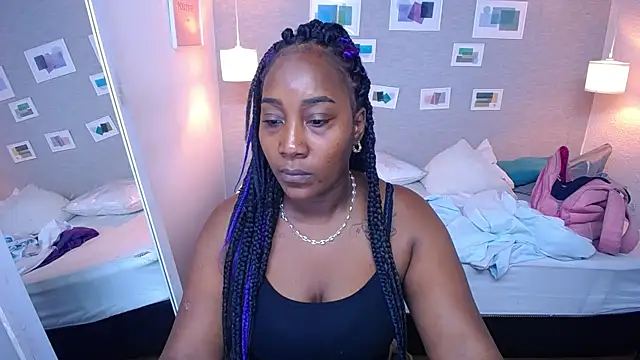 Snapshot of kiara_evanss chatting on 02/05/25, 08:04 kiara evanss online show from 02/05/25, 08:04