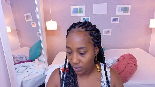 Snapshot of kiara_evanss chatting on 09/20/25, 02:45 kiara evanss online show from 09/20/25, 02:45