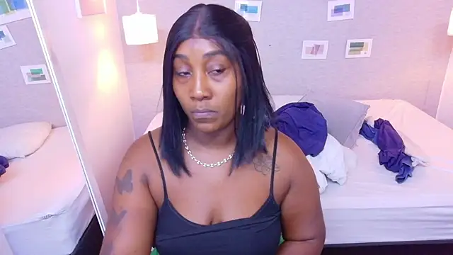 kiara evanss online show from 04/07/26, 11:48