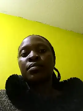 Snapshot of pretty_amaal chatting on 01/25/25, 04:46 pretty amaal online show from 01/25/25, 04:46