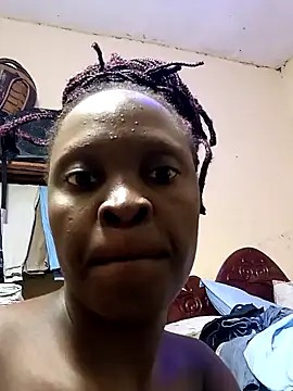 Snapshot of pretty_amaal chatting on 02/18/25, 04:15 pretty amaal online show from 02/18/25, 04:15