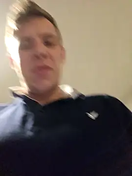 Snapshot of Daddyslegacy chatting on 11/15/25, 12:08 Daddyslegacy online show from 11/15/25, 12:08