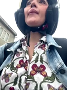 LIAH IZUMI online show from 12/02/25, 12:54