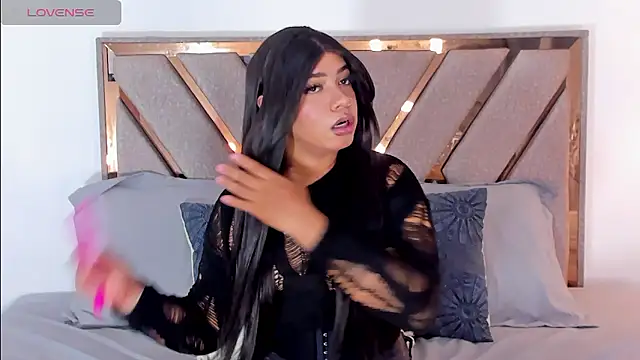 Snapshot of Hanz_sex chatting on 12/05/24, 04:20 Hanz sex online show from 12/05/24, 04:20