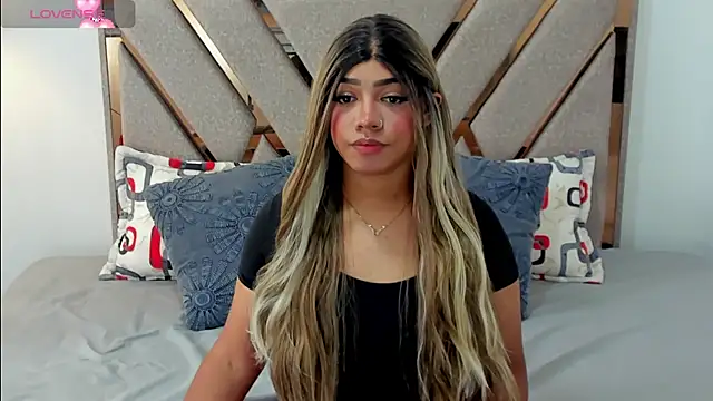 Snapshot of Hanz_sex chatting on 10/23/25, 07:23 Hanz sex online show from 10/23/25, 07:23