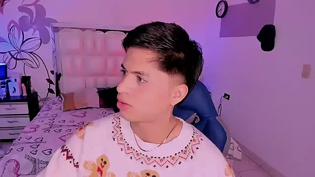 Snapshot of Niicky1_ chatting on 12/19/24, 09:06 Niicky1 online show from 12/19/24, 09:06