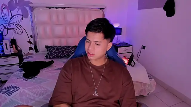 Snapshot of Niicky1_ chatting on 01/16/25, 09:08 Niicky1 online show from 01/16/25, 09:08