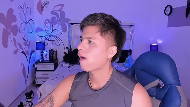 Snapshot of Niicky1_ chatting on 02/09/25, 08:34 Niicky1 online show from 02/09/25, 08:34