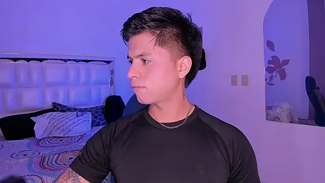 Snapshot of Niicky1_ chatting on 02/27/25, 08:42 Niicky1 online show from 02/27/25, 08:42