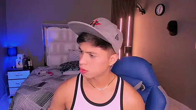 Snapshot of Niicky1_ chatting on 03/11/25, 08:53 Niicky1 online show from 03/11/25, 08:53