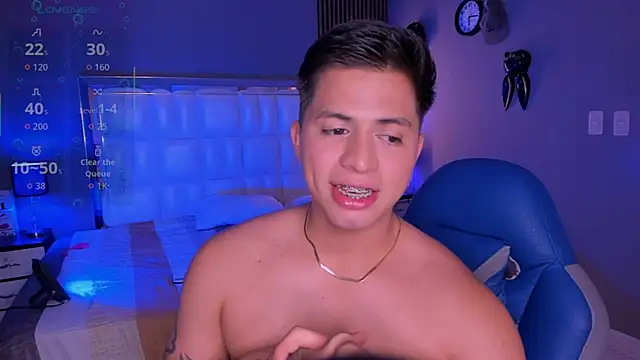 Snapshot of Niicky1_ chatting on 10/04/25, 10:19 Niicky1 online show from 10/04/25, 10:19