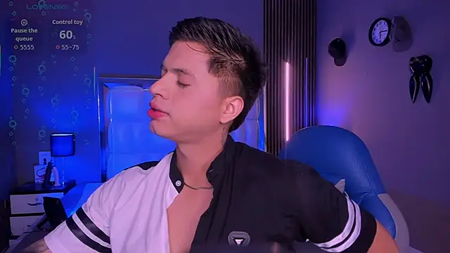 Snapshot of Niicky1_ chatting on 10/05/25, 09:45 Niicky1 online show from 10/05/25, 09:45