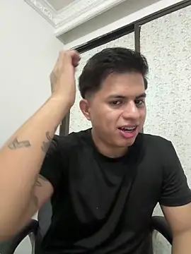 Niicky1  online show from 02/03/26, 02:33