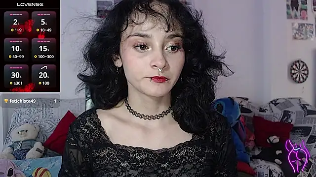 Snapshot of kitty22_ chatting on 02/12/25, 03:27 kitty22 online show from 02/12/25, 03:27