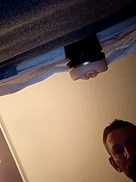 Snapshot of Treemandude chatting on 11/09/25, 10:24 Treemandude online show from 11/09/25, 10:24