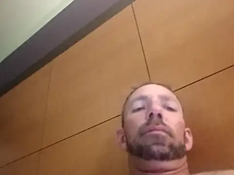 Snapshot of Treemandude chatting on 11/10/25, 11:48 Treemandude online show from 11/10/25, 11:48