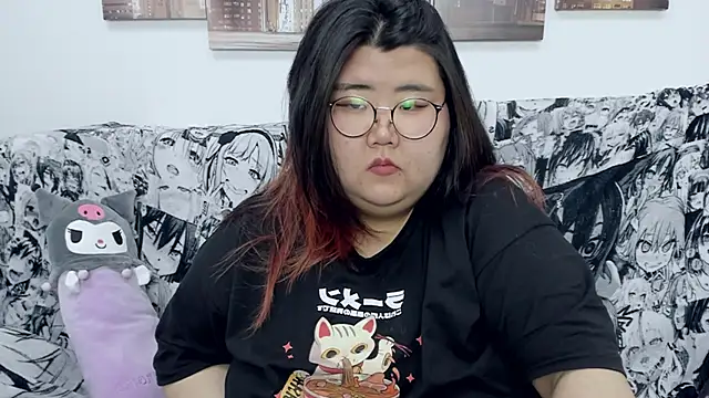 Snapshot of Nadine_asian chatting on 12/14/24, 10:56 Nadine asian online show from 12/14/24, 10:56