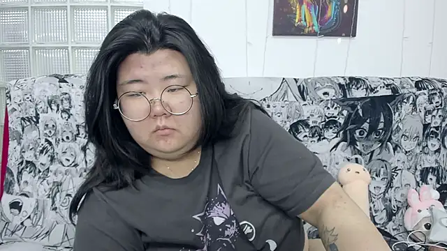 Snapshot of Nadine_asian chatting on 09/09/25, 02:00 Nadine asian online show from 09/09/25, 02:00