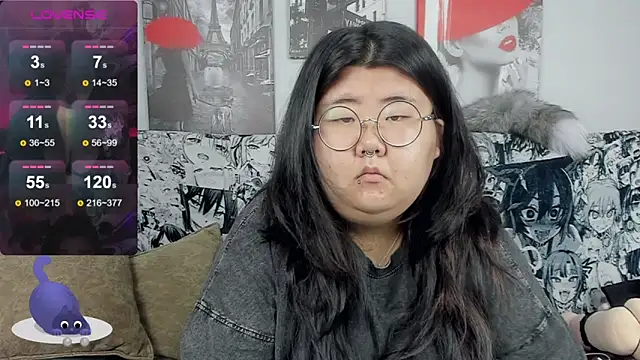 Snapshot of Nadine_asian chatting on 09/30/25, 02:27 Nadine asian online show from 09/30/25, 02:27