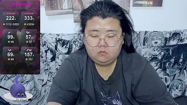 Snapshot of Nadine_asian chatting on 10/18/25, 01:19 Nadine asian online show from 10/18/25, 01:19