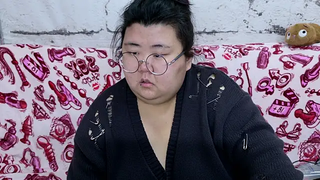 Snapshot of Nadine_asian chatting on 01/10/26, 01:29 Nadine asian online show from 01/10/26, 01:29