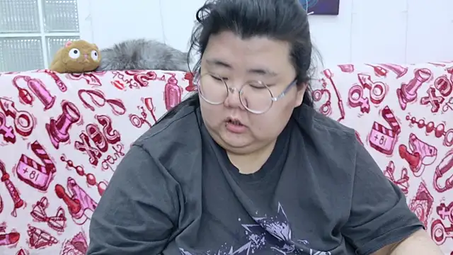 Snapshot of Nadine_asian chatting on 01/13/26, 03:01 Nadine asian online show from 01/13/26, 03:01