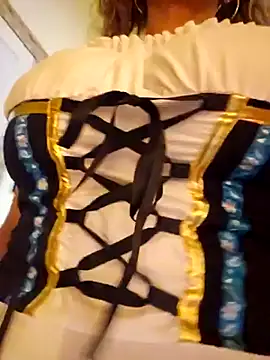 Erotic and Exotic online show from 11/01/25, 08:33